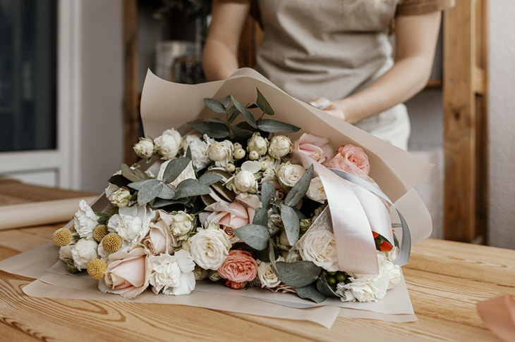 Какие цветы подарить невесте